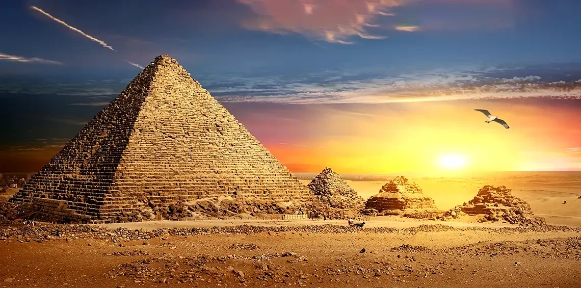 Visit Giza Pyramids in your Tour Package